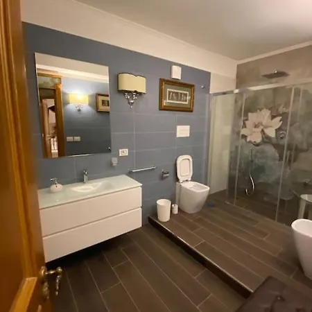 Luxury House Mergellina Apartment Naples